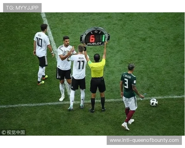 汉堡队攻势凶猛却无功而返 点球失误主场遭遇失利 汉堡队攻势凶猛却无功而返 点球失误主场遭遇失利